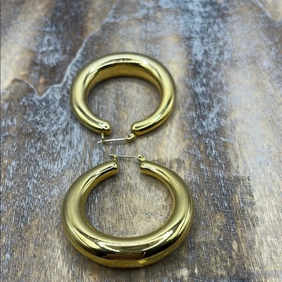 Sleek Gold Hoop Earrings with Modern Design 1 1/2” Round. Gold Tone Earrings - Picture 6 of 10